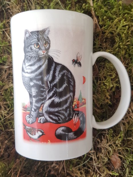 Porcelāna krūze ar apdruku Kaķis ar mušu