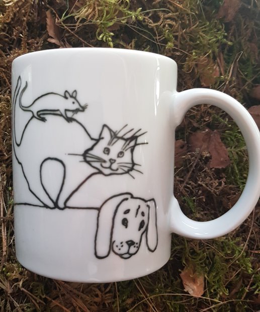 Porcelāna krūze ar melnbaltu apdruku Brēmenes