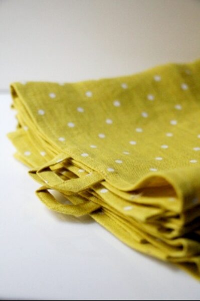 Linen towel with ruflle Sunny yellow with dots