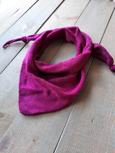 Merino triangle scarf Fuchsia