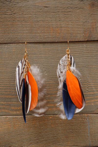 Spalvu auskari ar zelta krāsas furnitūru Oranžs zils raibs