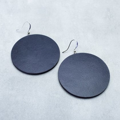Leather earrings - big rounds 11110