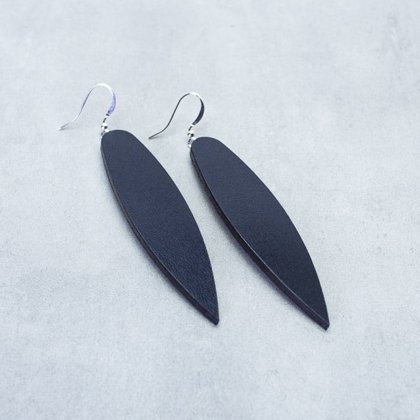 Leather earrings - long leaves