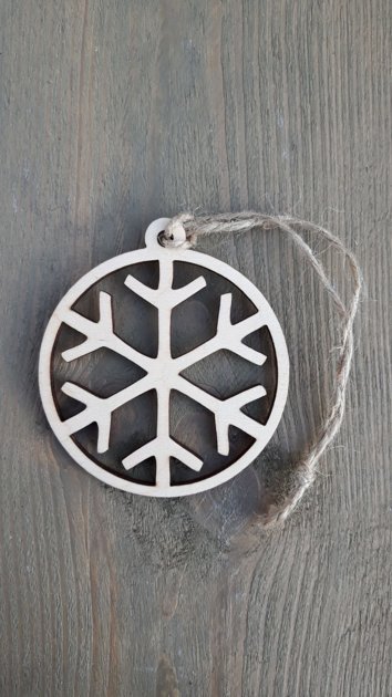 Wood decor - snowflake
