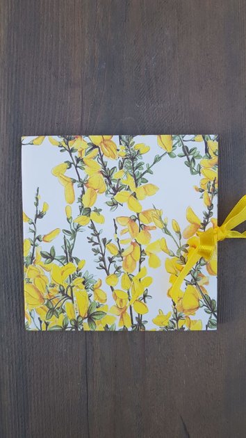 Notepad with a fabric ribbon Yellow flowers