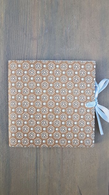 Notepad with a fabric ribbon Brown Flowers