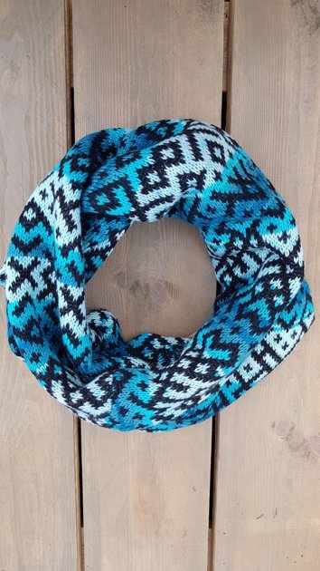 Knitted round scarf Blue Mottled
