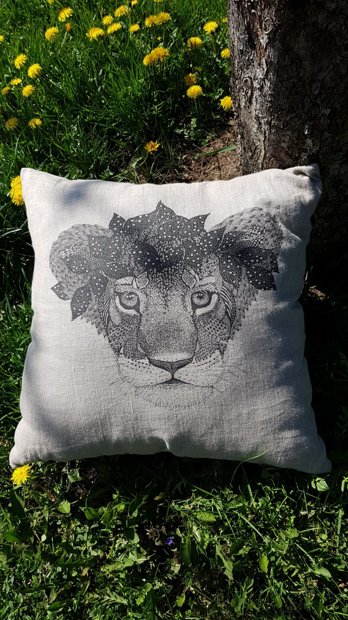 Linen pillowcase Lion flower crown