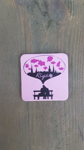 Souvenir - magnet "Riga" pink